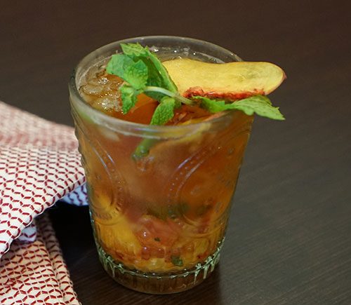 Peach Sweet Tea Mojito